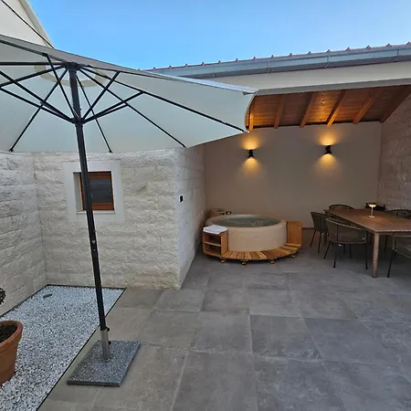 Villa Stone House Anic *